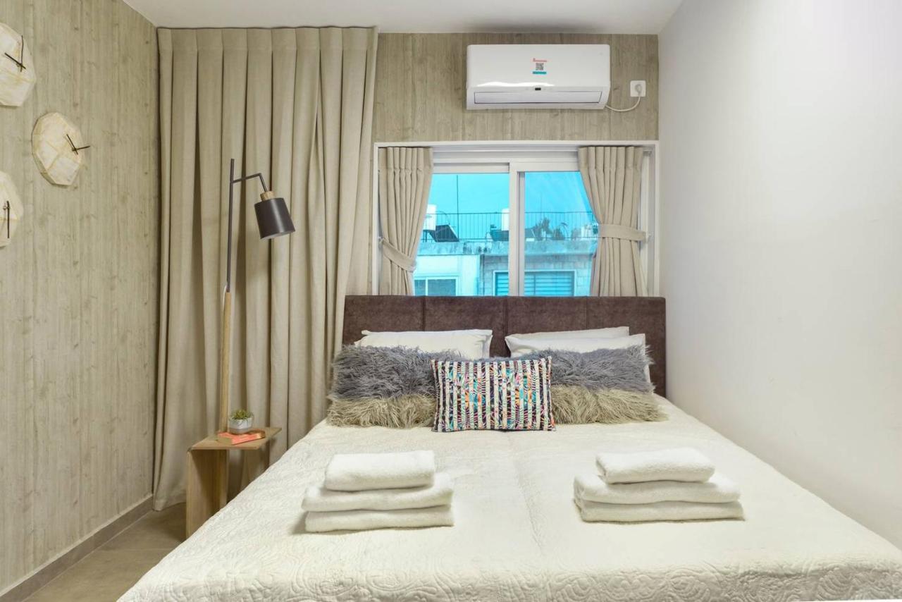 Authentic One Bedroom Apartment In City Center Jeruzalem Buitenkant foto